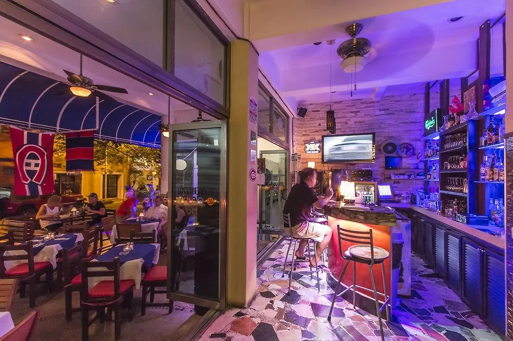 The Blue Pearl Suites Playa del Carmen 3*,  Meksyk